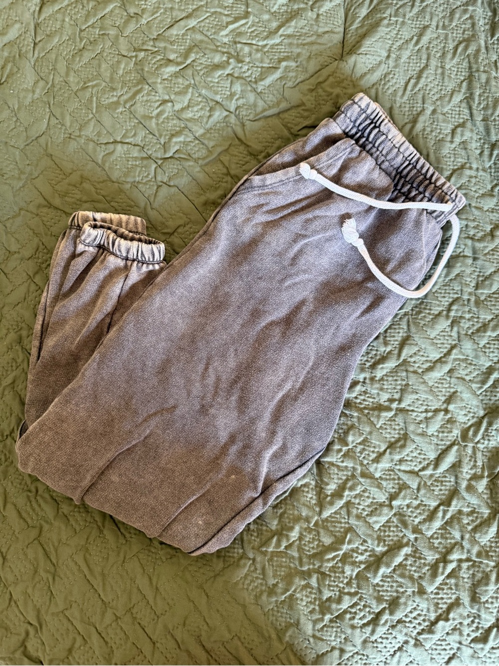 SO SMALL Women’s Dark Gray Acid Wash Jogger Sweatpants with White Drawstring